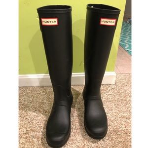 🚫SOLD🚫Original tall hunters matte black